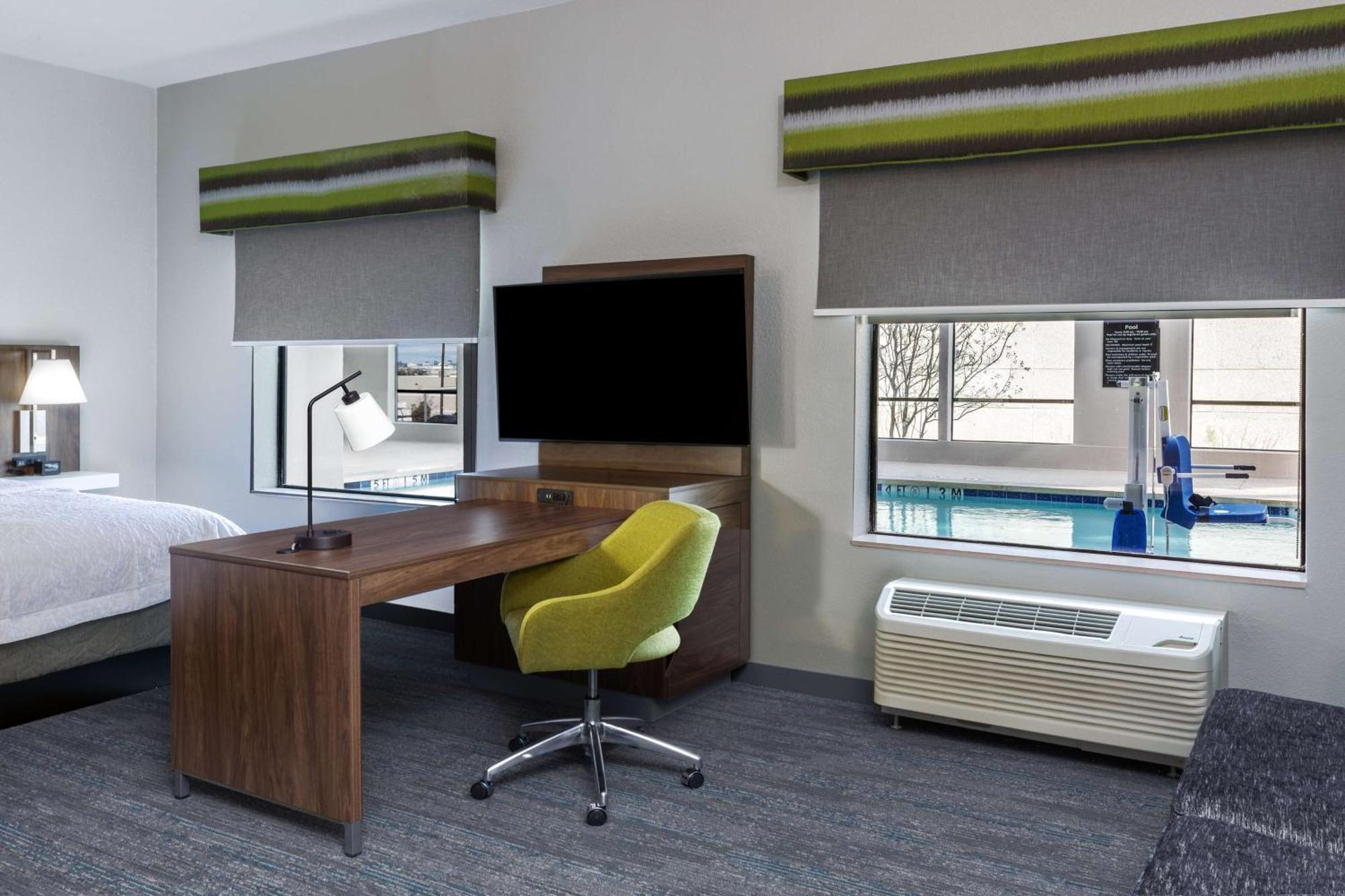 Hampton Inn & Suites Dallas I-30 Cockrell Hill, Tx Εξωτερικό φωτογραφία